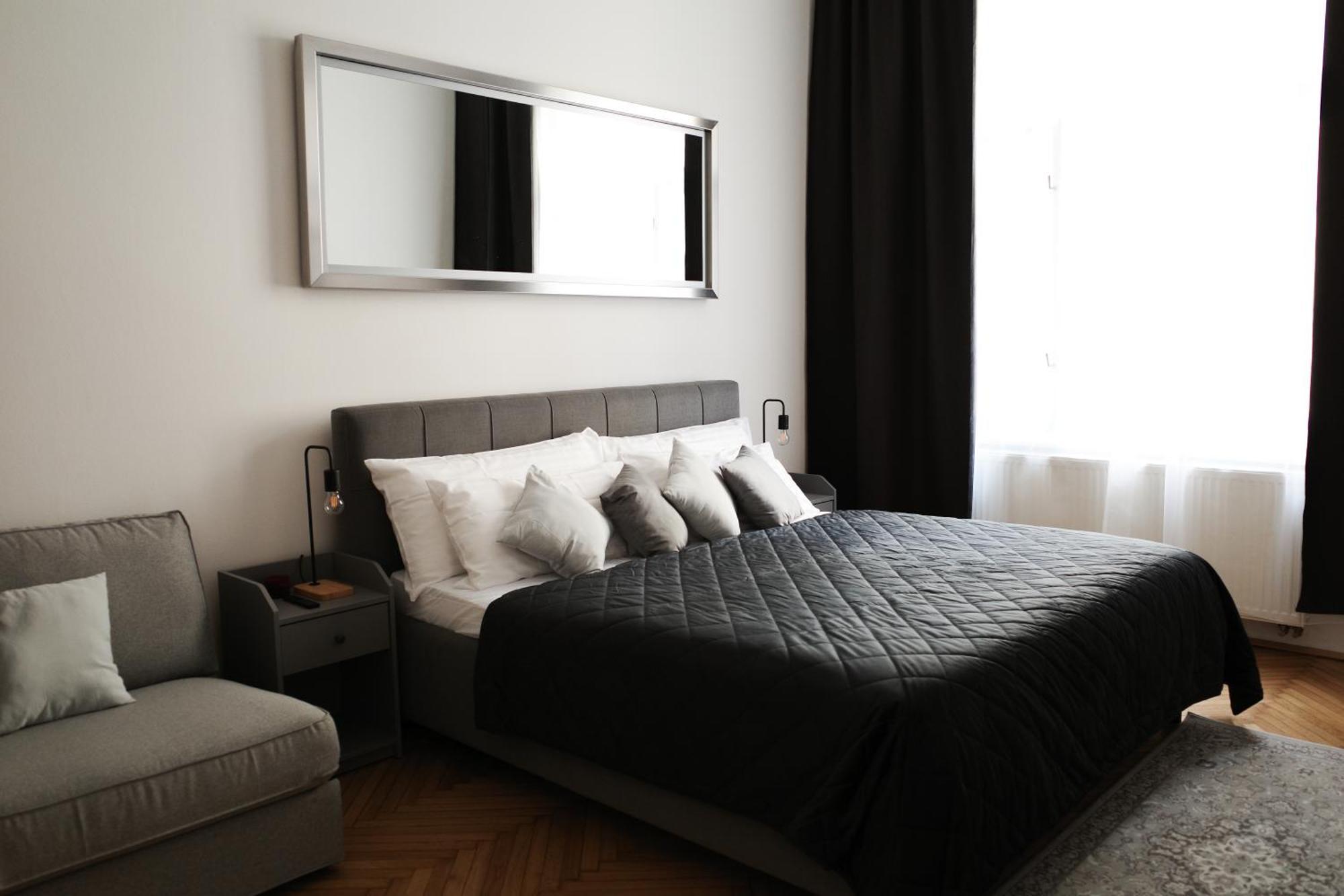 Apartment Dusni Superior Prag